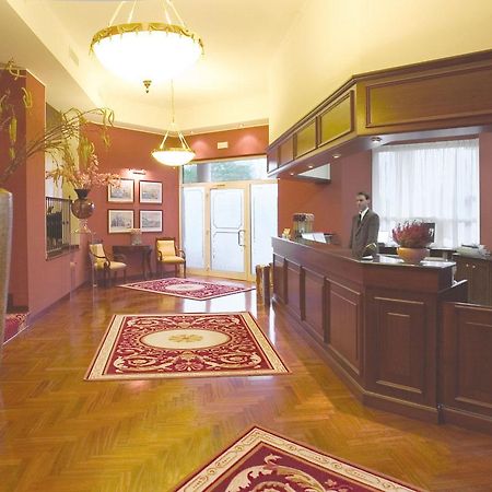 Hotel Maxim Peschiera Borromeo Esterno foto