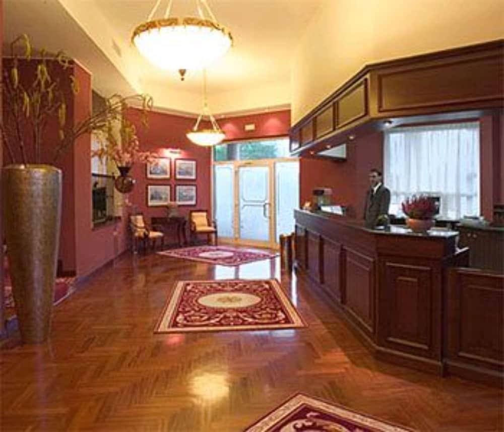 Hotel Maxim Peschiera Borromeo Esterno foto