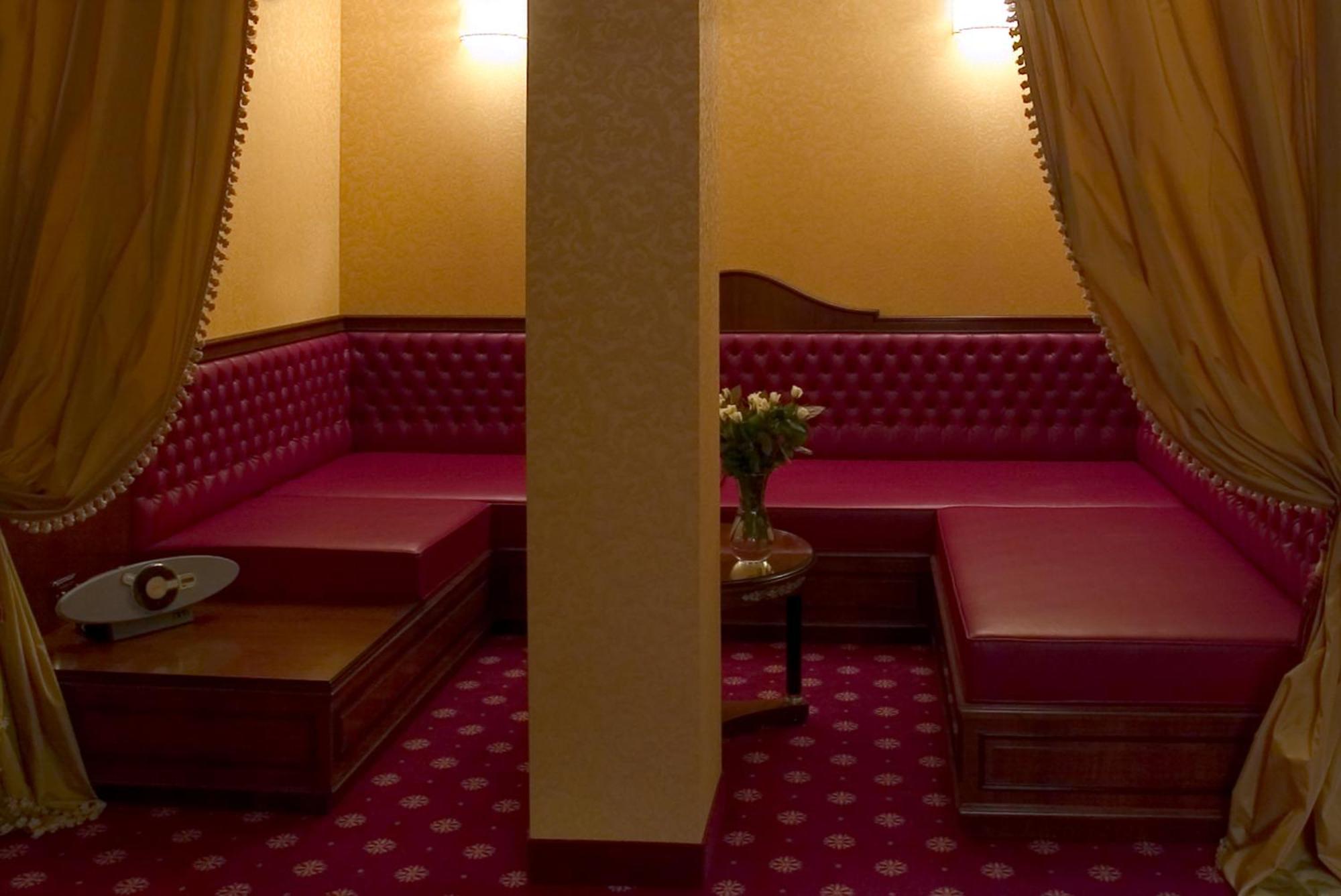 Hotel Maxim Peschiera Borromeo Esterno foto