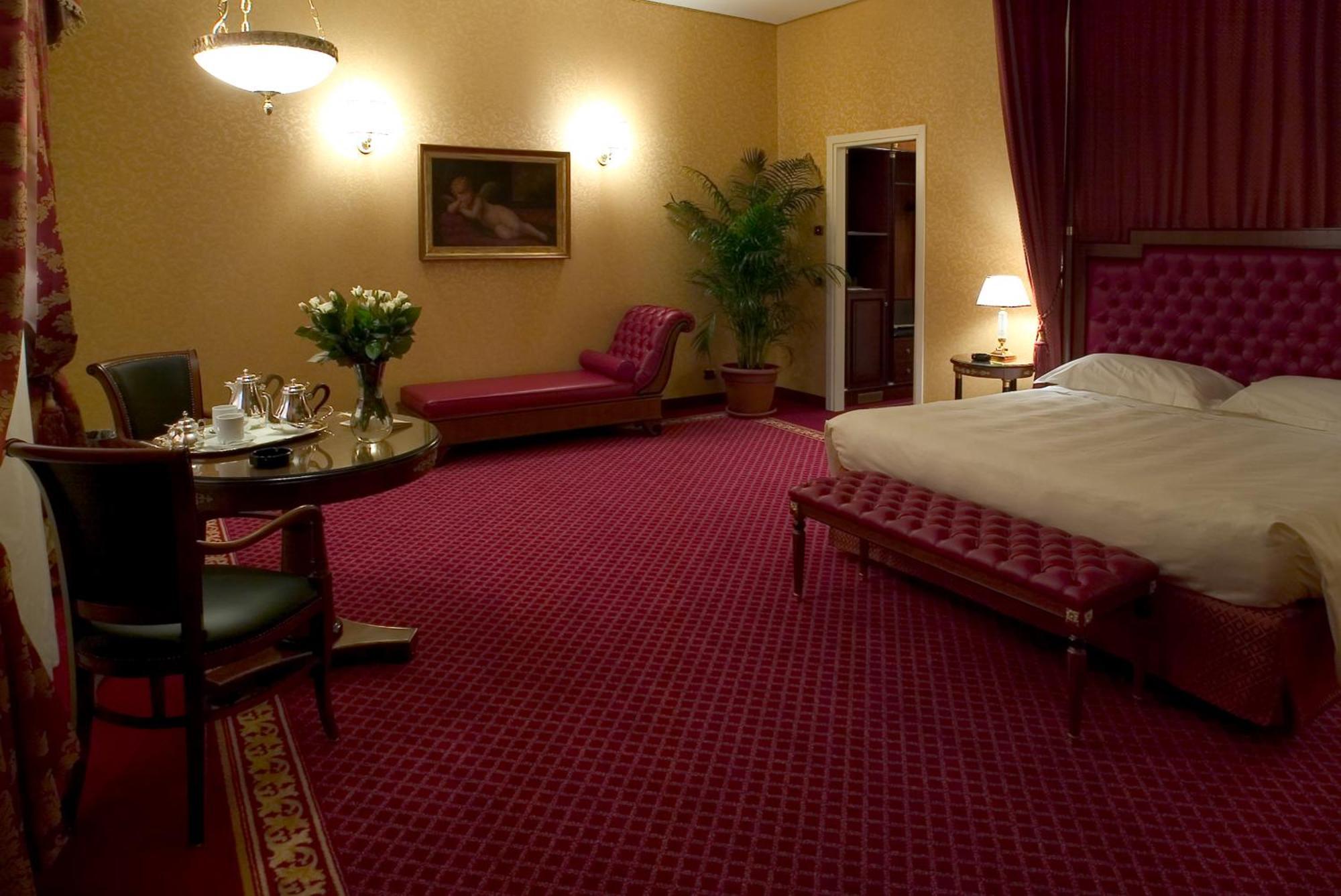 Hotel Maxim Peschiera Borromeo Esterno foto